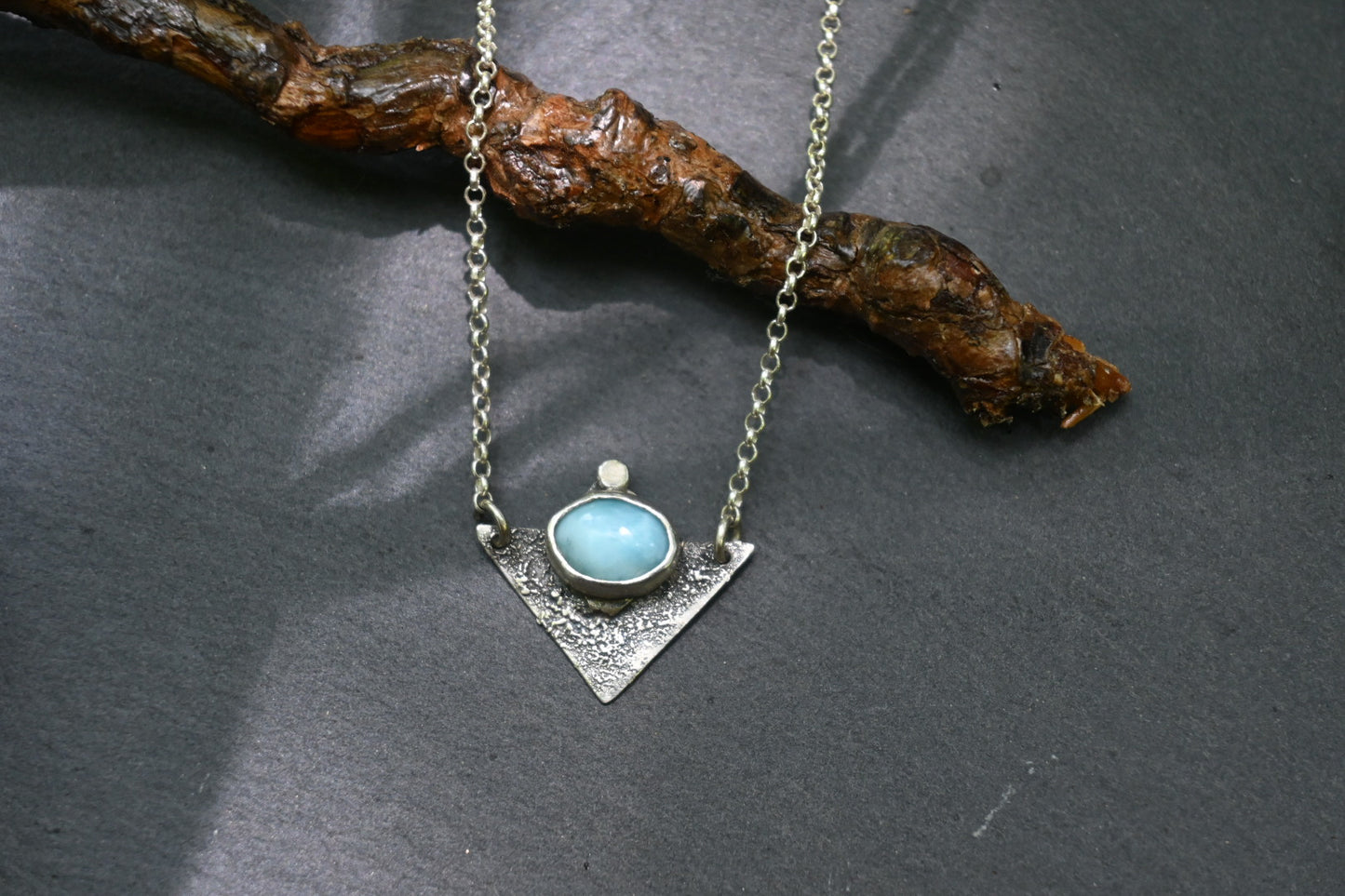 Larimar Triangulo