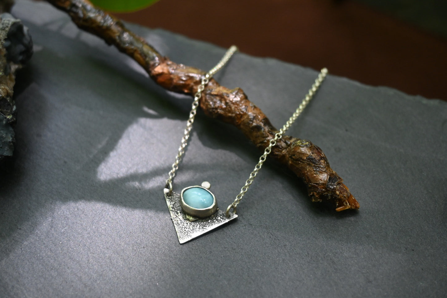 Larimar Triangulo