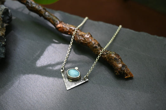 Larimar Triangulo